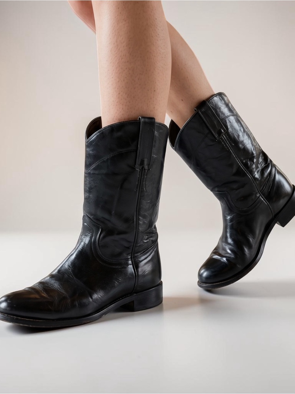 Vintage JUSTIN Boots Black Leather Pull On Western Cowboy Boots Sz 6